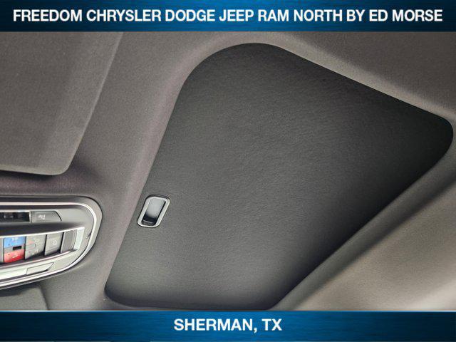 new 2025 Jeep Grand Cherokee car, priced at $38,157