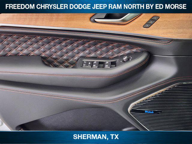 new 2025 Jeep Grand Cherokee car, priced at $71,319