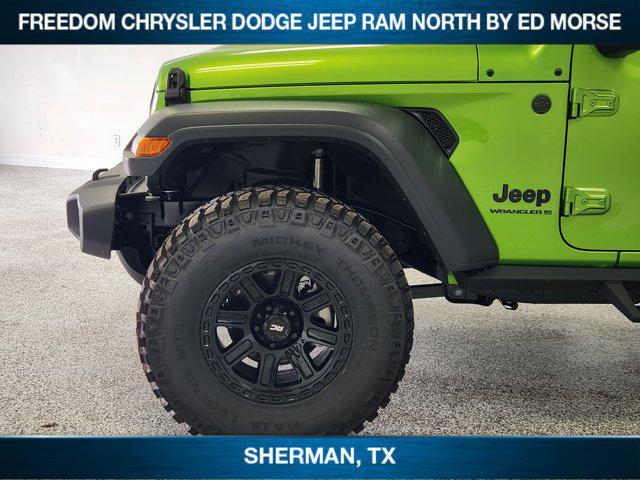 new 2025 Jeep Wrangler car, priced at $51,205