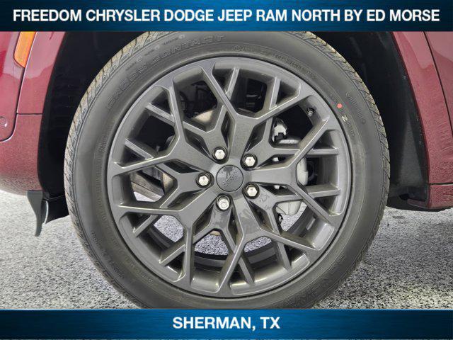 new 2025 Jeep Grand Cherokee car, priced at $62,676