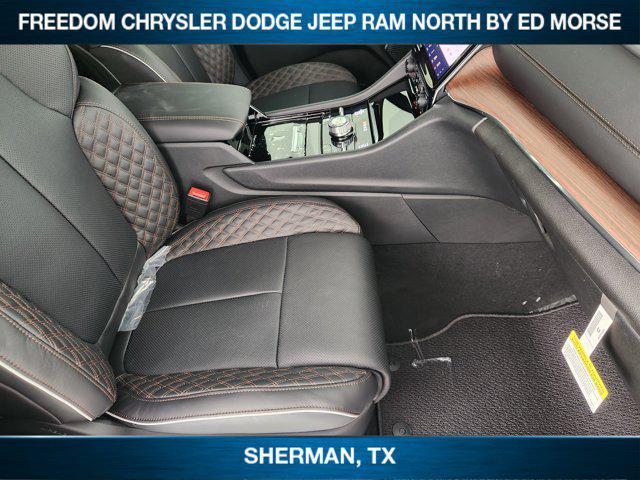 new 2025 Jeep Grand Cherokee car, priced at $58,273