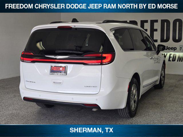 used 2023 Chrysler Pacifica car, priced at $27,887