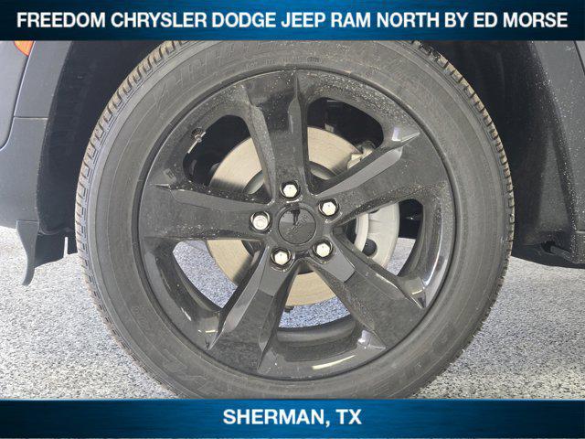 new 2025 Jeep Grand Cherokee car, priced at $47,015