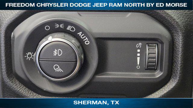new 2025 Jeep Gladiator car, priced at $43,835
