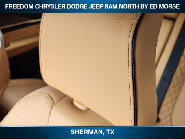 new 2025 Jeep Grand Cherokee car, priced at $56,170