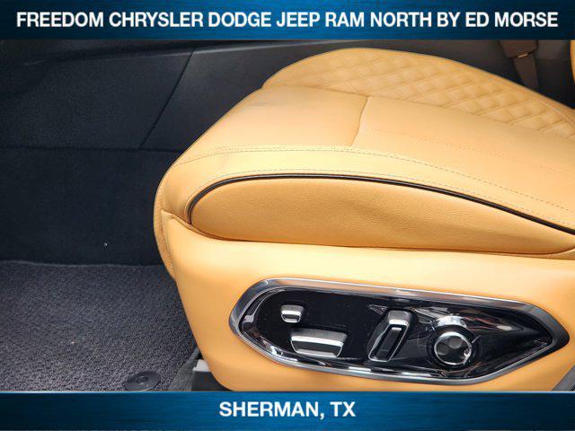 new 2025 Jeep Grand Cherokee car, priced at $56,170