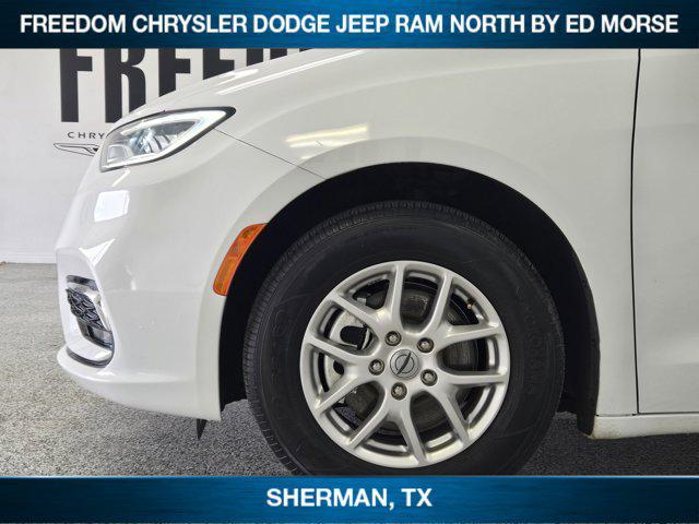 used 2024 Chrysler Pacifica car, priced at $29,579