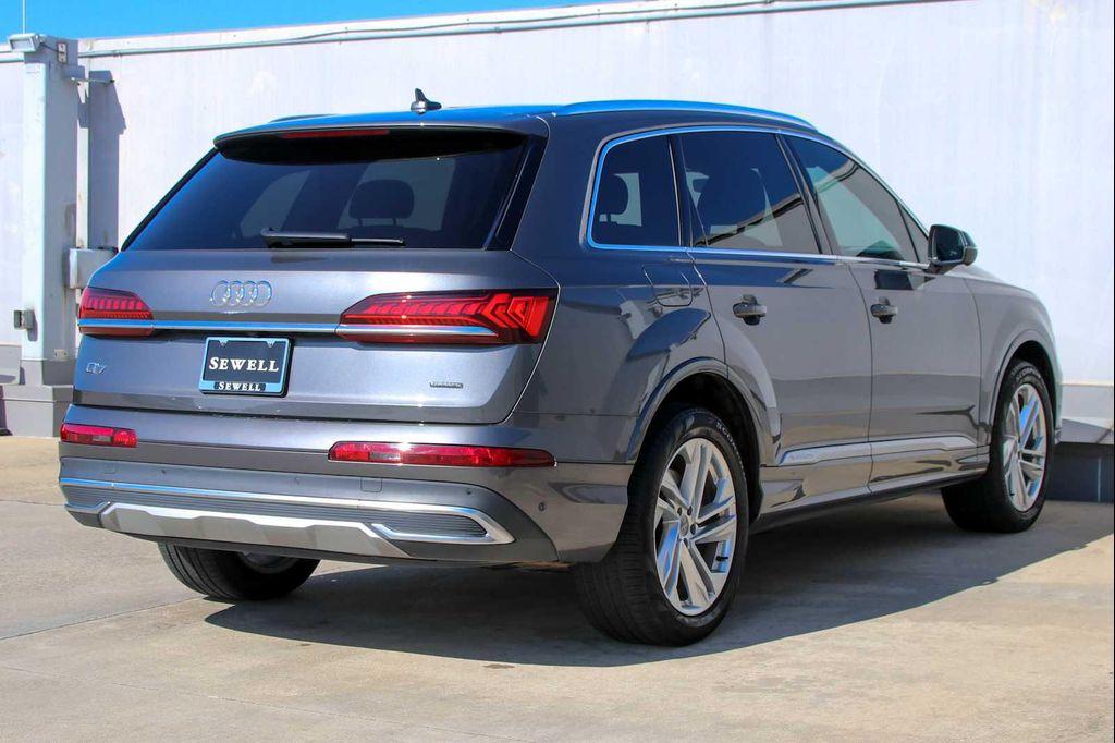 used 2020 Audi Q7 car, priced at $19,994