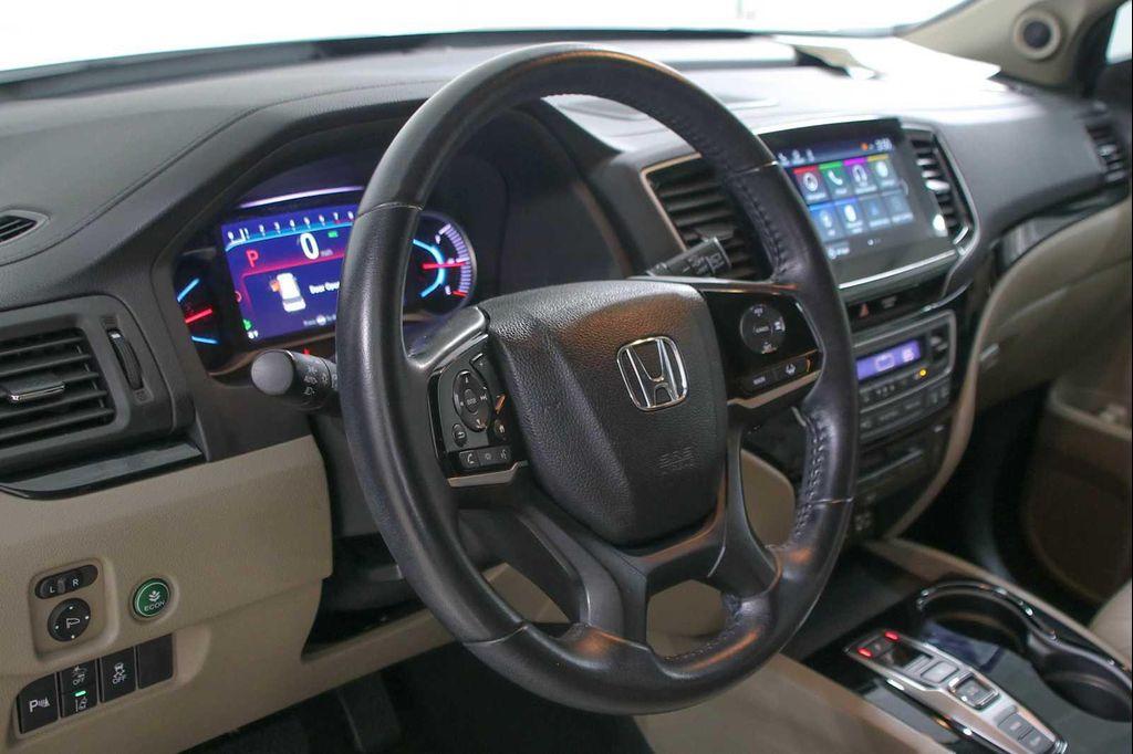 used 2021 Honda Pilot car, priced at $29,991