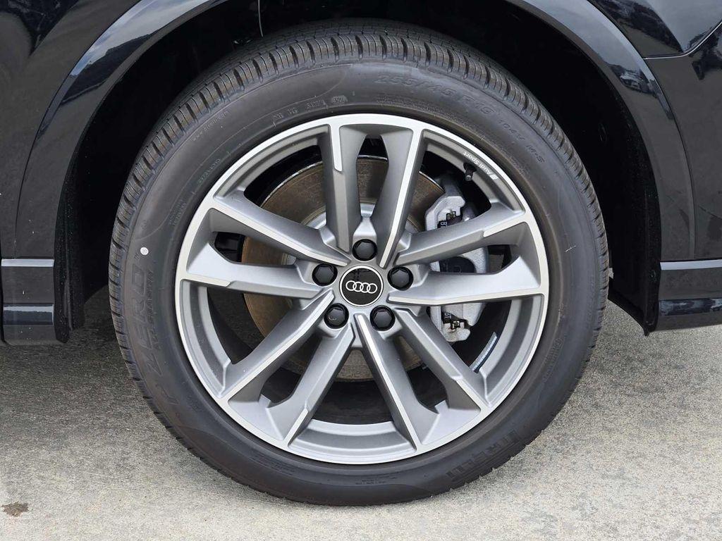new 2025 Audi Q3 car, priced at $42,421