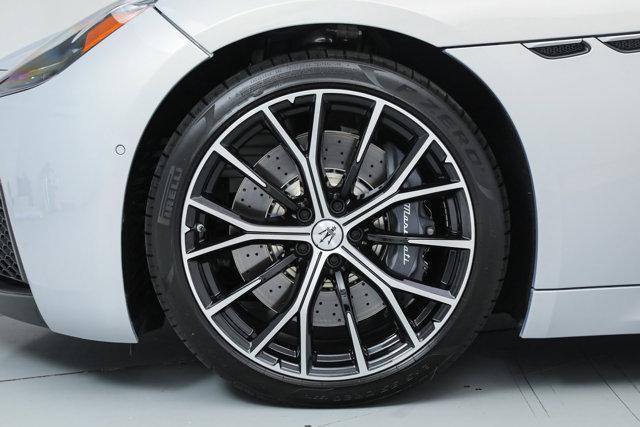 new 2026 Maserati GranTurismo car, priced at $156,345