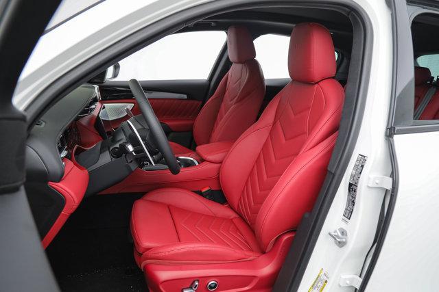 new 2026 Maserati Grecale car, priced at $95,115