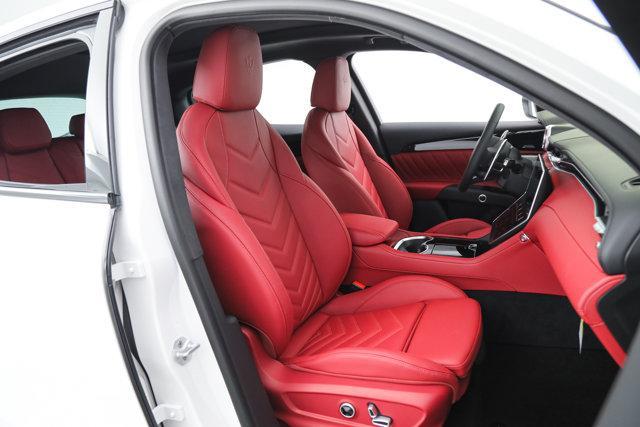 new 2026 Maserati Grecale car, priced at $95,115