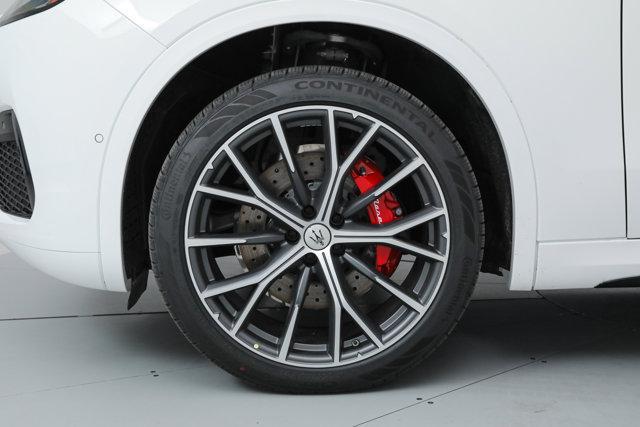 new 2026 Maserati Grecale car, priced at $95,115