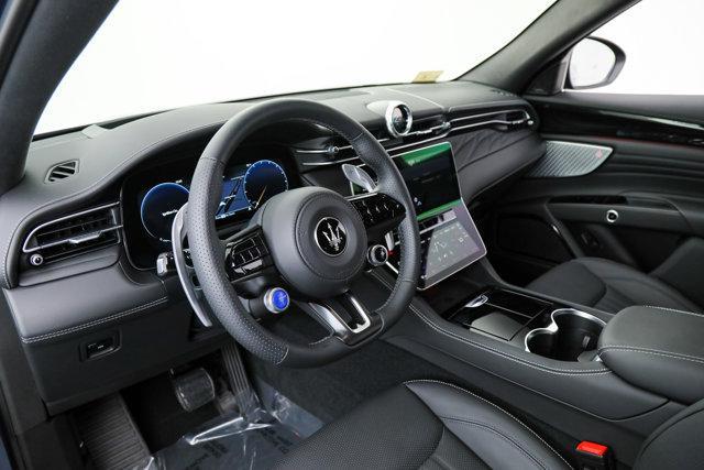 new 2025 Maserati Grecale car, priced at $87,305
