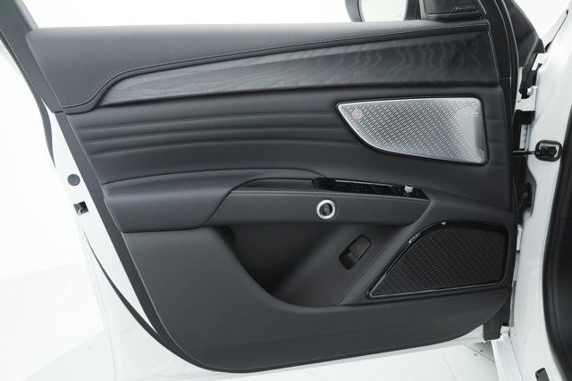 new 2026 Maserati Grecale car, priced at $89,935