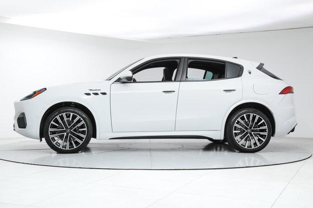 new 2025 Maserati Grecale car, priced at $90,385