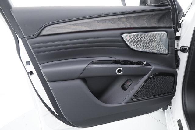 new 2025 Maserati Grecale car, priced at $90,385