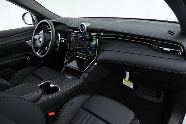 new 2025 Maserati Grecale car, priced at $90,385