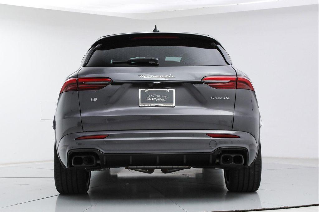 new 2026 Maserati Grecale car, priced at $94,435