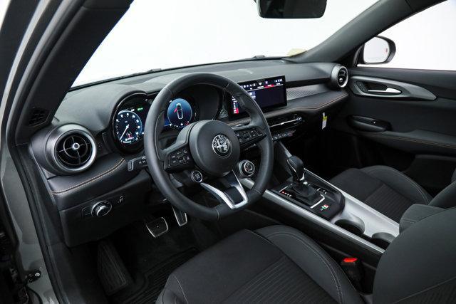 new 2025 Alfa Romeo Tonale car, priced at $40,625