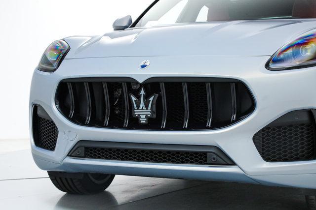 new 2026 Maserati Grecale car, priced at $93,505