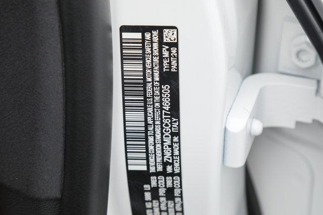 new 2026 Maserati Grecale car, priced at $92,315