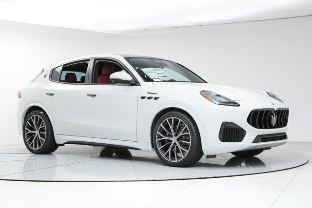 new 2026 Maserati Grecale car, priced at $92,315