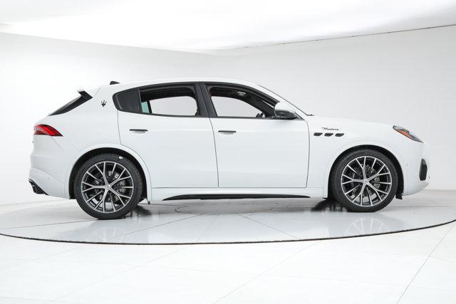 new 2026 Maserati Grecale car, priced at $92,315
