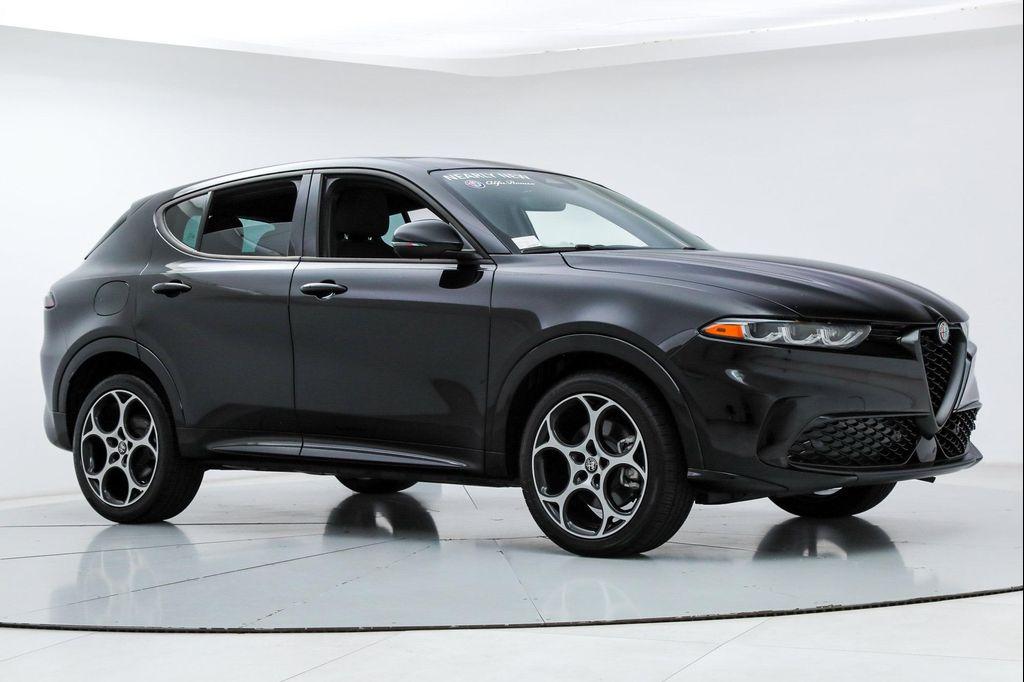 new 2025 Alfa Romeo Tonale car, priced at $45,064
