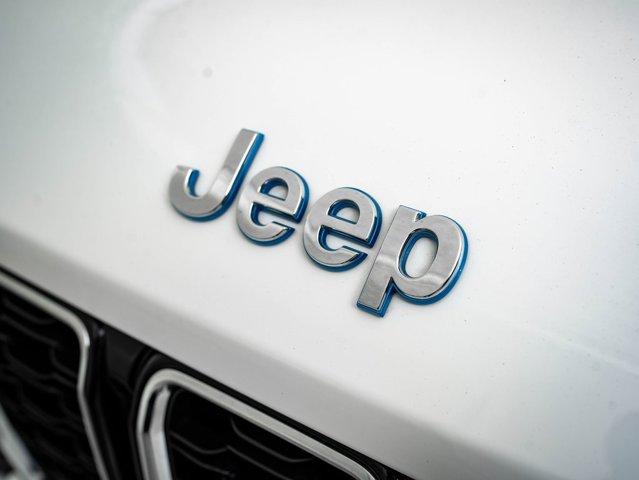 used 2023 Jeep Grand Cherokee car, priced at $28,998