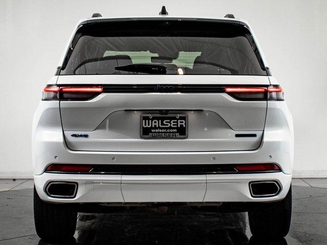 used 2023 Jeep Grand Cherokee car, priced at $29,998