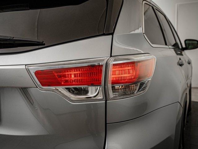 used 2015 Toyota Highlander car, priced at $14,598