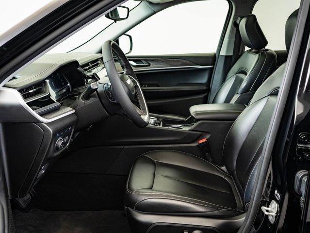 used 2024 Jeep Grand Cherokee car, priced at $28,998