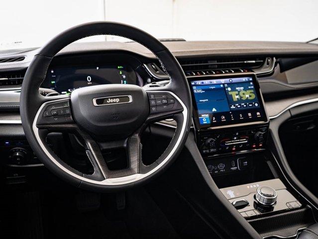 used 2024 Jeep Grand Cherokee car, priced at $28,998