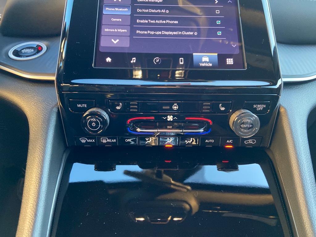 new 2025 Jeep Grand Cherokee L car, priced at $40,635