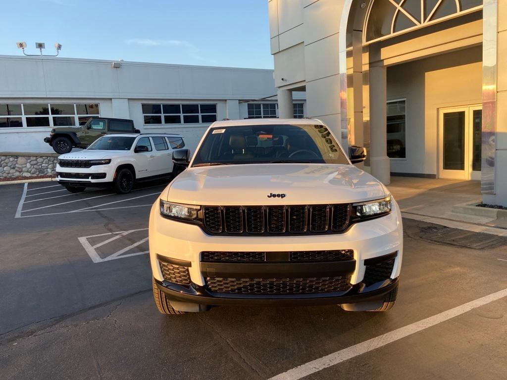 new 2025 Jeep Grand Cherokee L car, priced at $40,635
