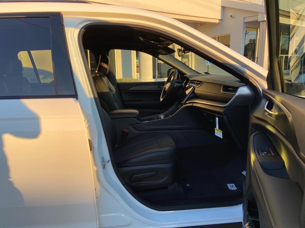 new 2025 Jeep Grand Cherokee L car, priced at $40,635