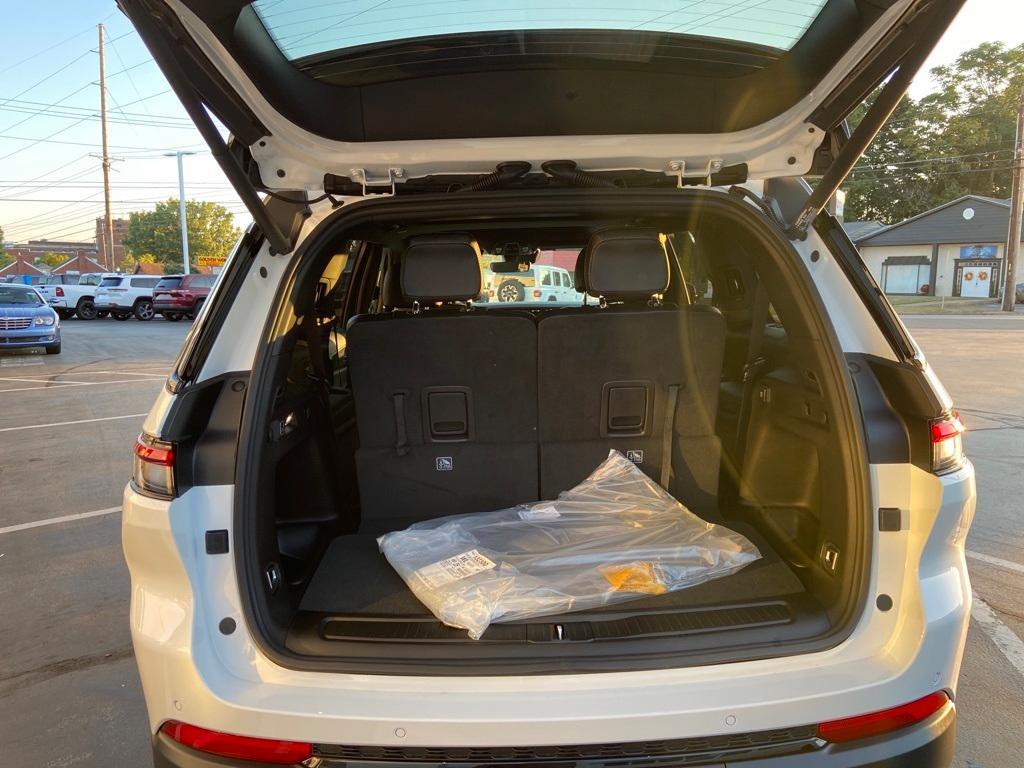 new 2025 Jeep Grand Cherokee L car, priced at $40,635