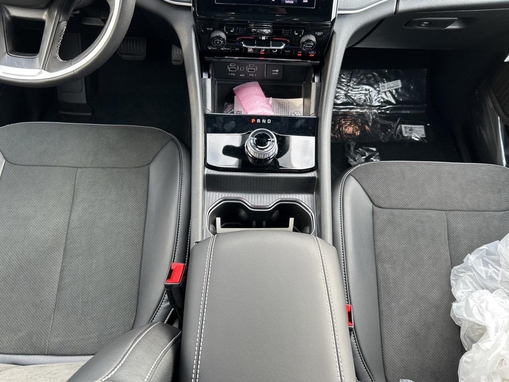 new 2025 Jeep Grand Cherokee L car, priced at $38,510