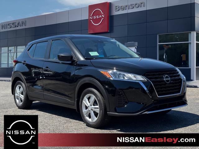 new 2025 Nissan Kicks Play car, priced at $20,196