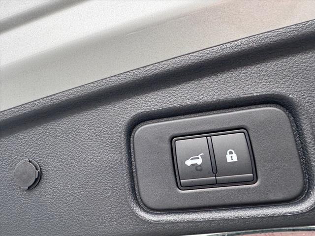 new 2025 Nissan Pathfinder car, priced at $45,199