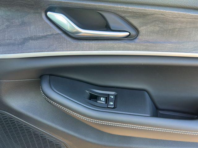 new 2025 Jeep Grand Cherokee car, priced at $45,116