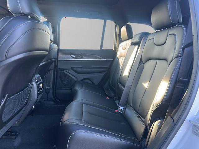 new 2025 Jeep Grand Cherokee car, priced at $45,116