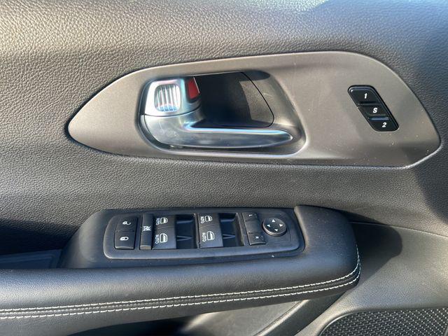 new 2026 Chrysler Pacifica car, priced at $43,918