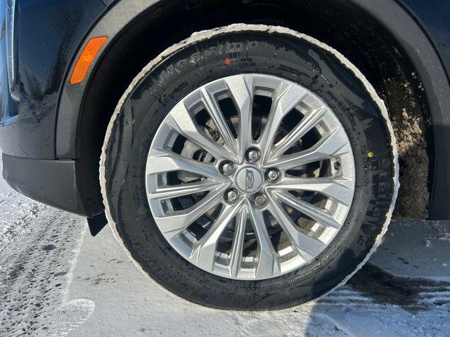 used 2024 Cadillac XT4 car, priced at $30,000