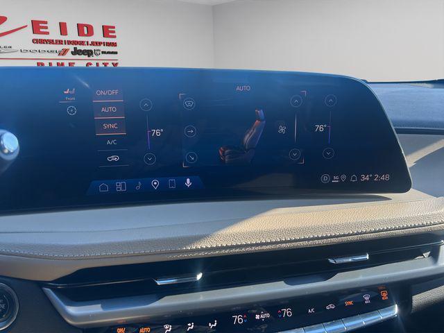 used 2024 Cadillac XT4 car, priced at $28,000