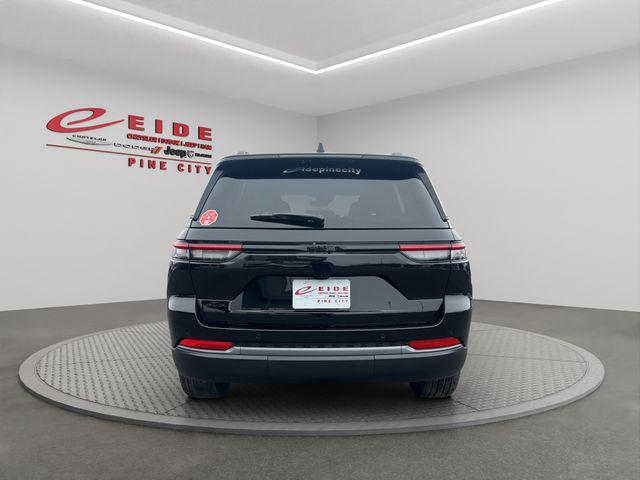 new 2026 Jeep Grand Cherokee car, priced at $48,609