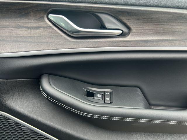 new 2026 Jeep Grand Cherokee car, priced at $48,609