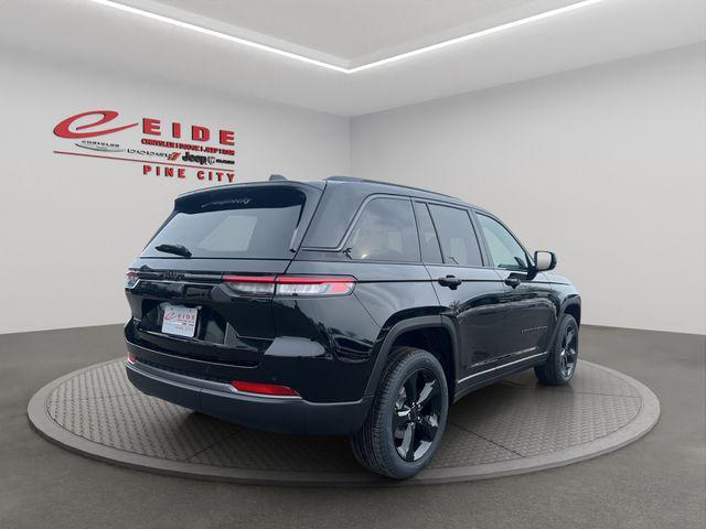 new 2026 Jeep Grand Cherokee car, priced at $48,609